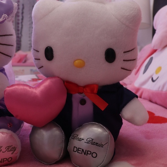 Hello Kitty & Dear Daniel Plush Set - Picture 3 of 6
